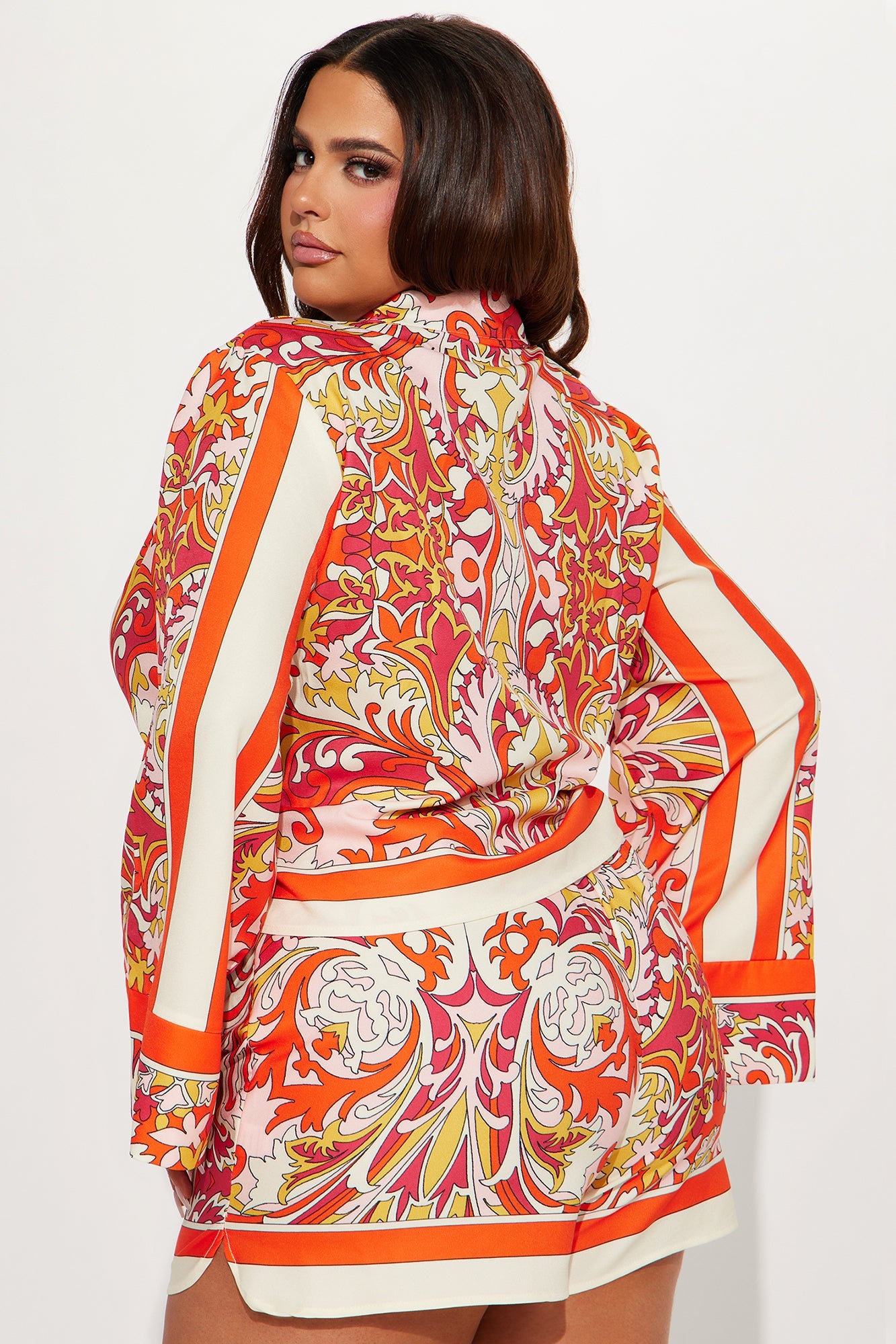 https://cdn.shopify.com/s/files/1/0293/9277/files/05-02-23Studio5_HY_DB_14-37-26_51_FST1096_Orangecombo_26231_PLUS_PXF.jpg?v=1683751943