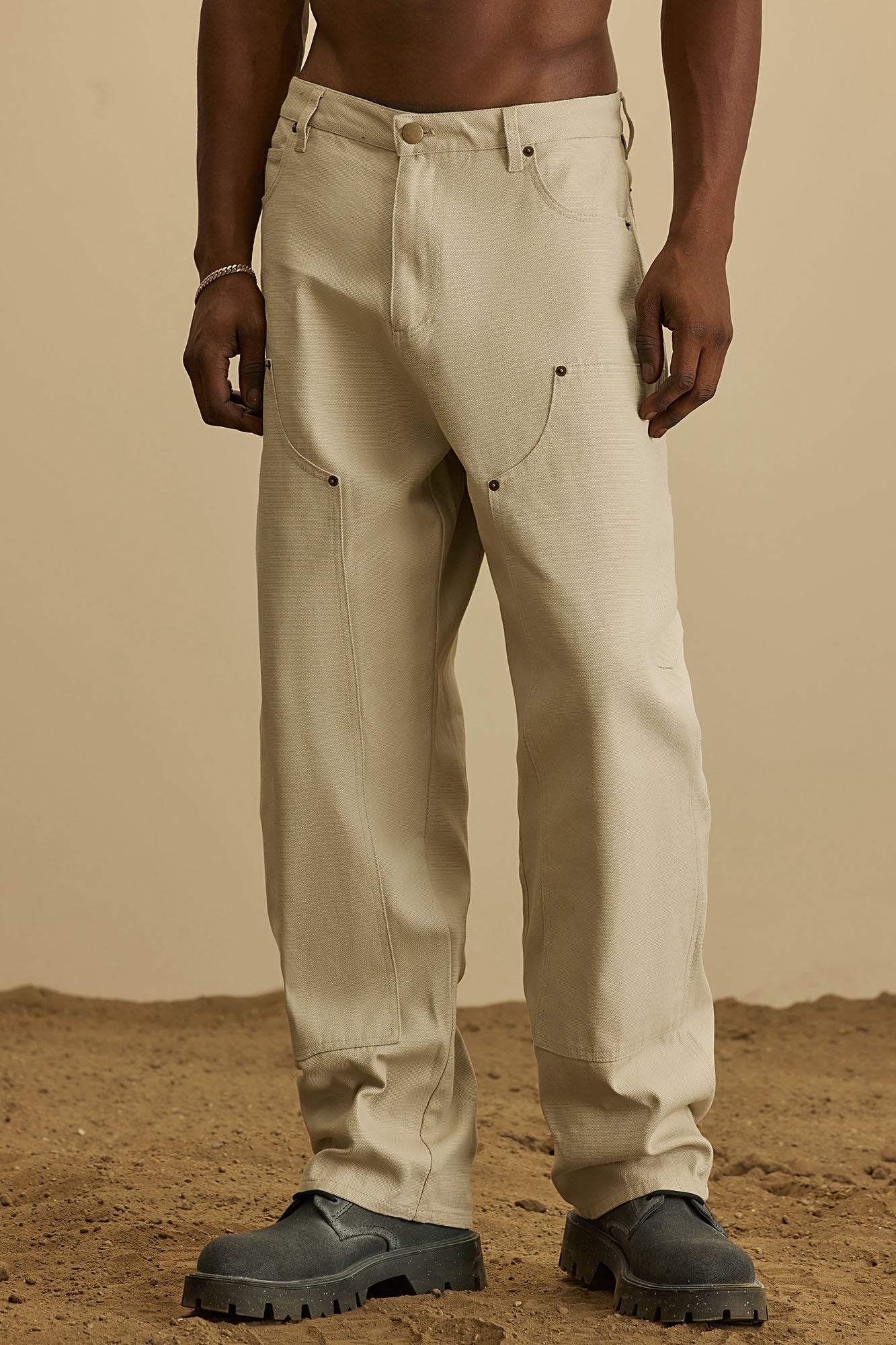 https://cdn.shopify.com/s/files/1/0293/9277/files/08-12-24_Mens-Workwear-Collection_10_ZDF01T430053_OffWhite_KF_DJ_10-31-26_0372_WG_WG_CM.jpg?v=1745972772