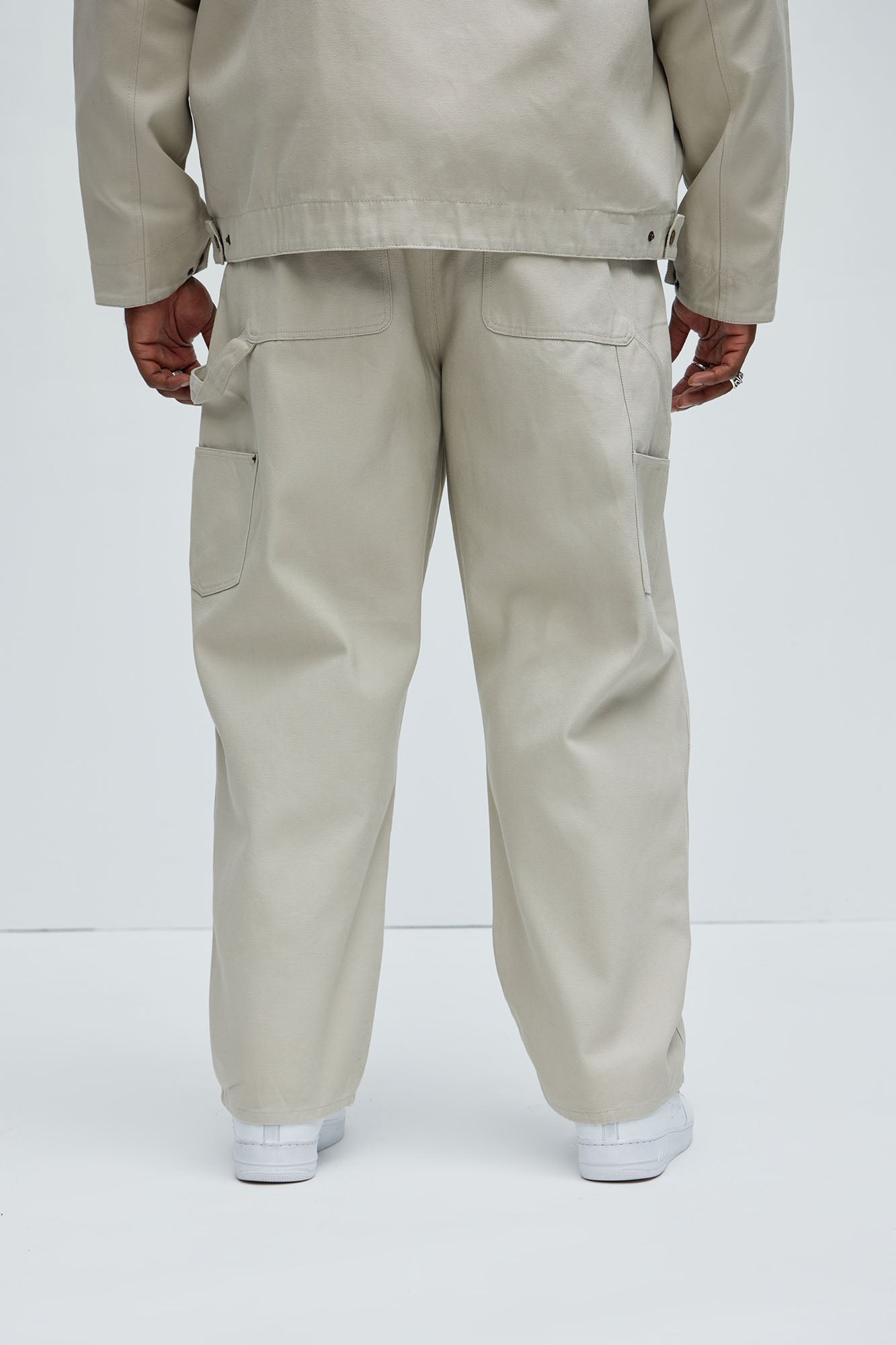 https://cdn.shopify.com/s/files/1/0293/9277/files/08-27-24_S7_55_ZDF01T430053_OffWhite_ID_DJ_13-50-16_PLUS_56300_SL.jpg?v=1724881693