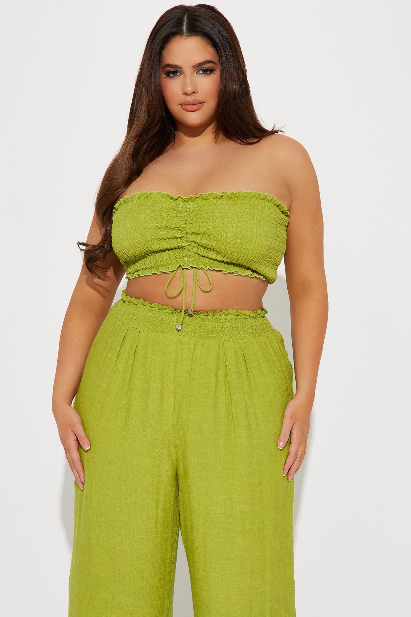 https://cdn.shopify.com/s/files/1/0293/9277/products/01-23-23Studio6_KF_CG_10-24-22_10_SM5383_Chartreuse_10839_PLUS_SG.jpg?v=1674845774