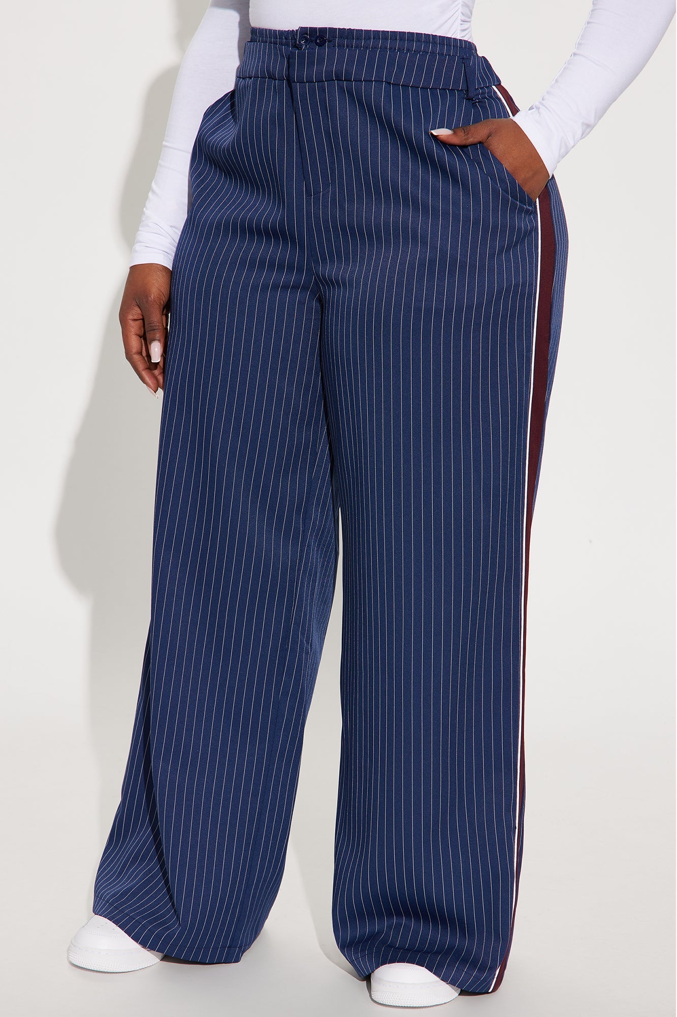https://cdn.shopify.com/s/files/1/0293/9277/files/12-16-24_S4_51_P2889C_Navycombo_RS_PC_14-50-00_PLUS_110247_PXF.jpg?v=1735843778