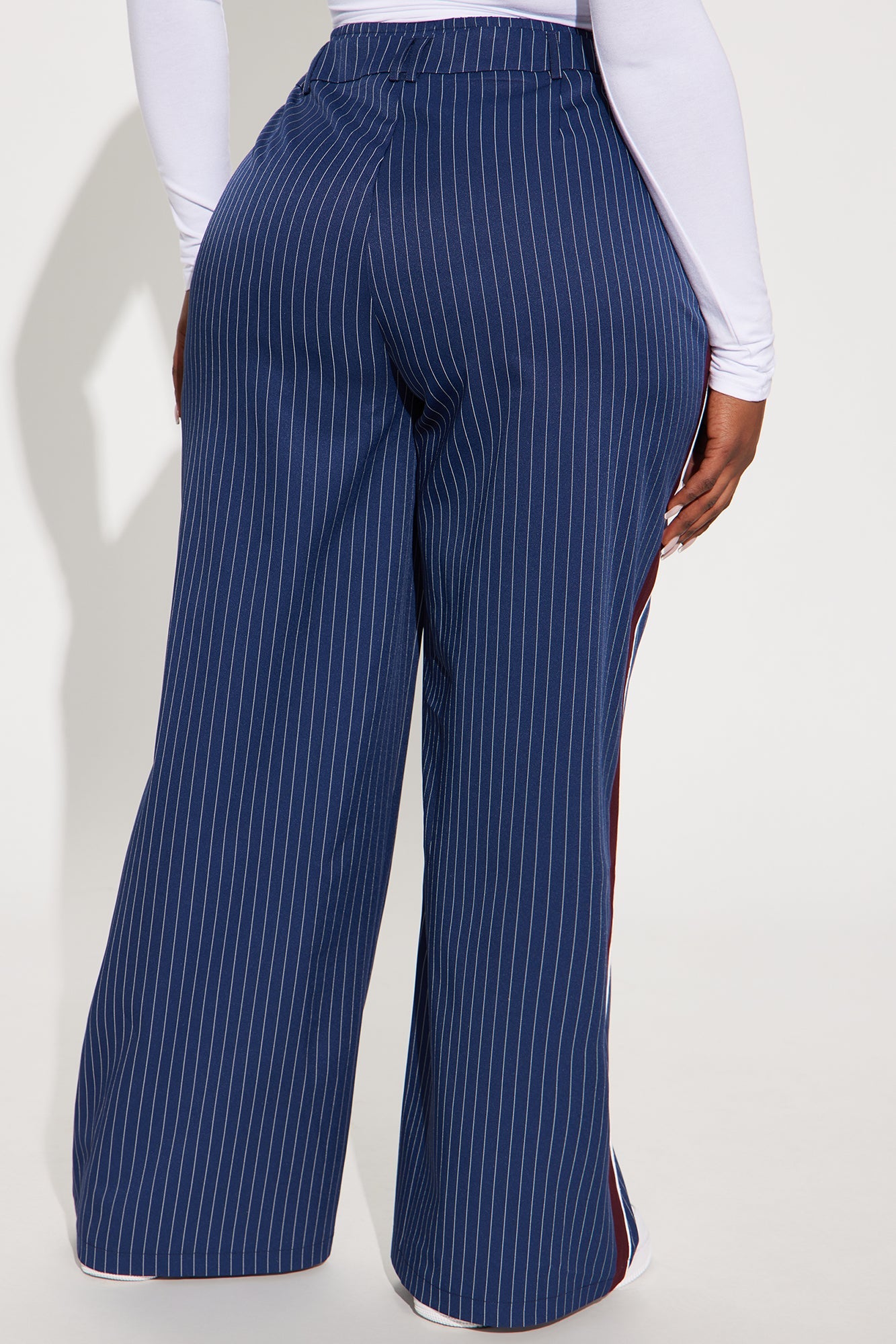 https://cdn.shopify.com/s/files/1/0293/9277/files/12-16-24_S4_51_P2889C_Navycombo_RS_PC_14-50-18_PLUS_110249_PXF.jpg?v=1735843778