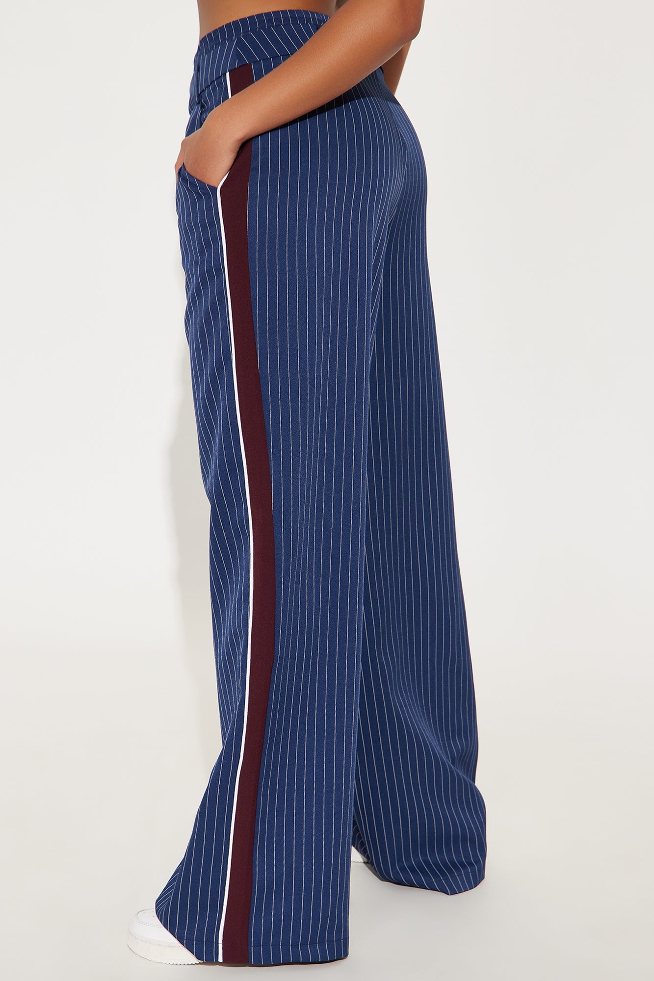 https://cdn.shopify.com/s/files/1/0293/9277/files/12-26-24_S3_48_P2889C_Navycombo_RS_IM_09-30-36_48320_PXF.jpg?v=1735843778